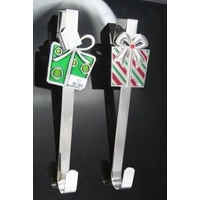 Giftbox Wreath Sack Hanger Red/Green Stripe